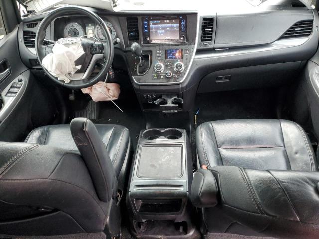 Photo 8 from auction – 2017 TOYOTA SIENNA SE with VIN 5TDXZ3DC1HS855907
