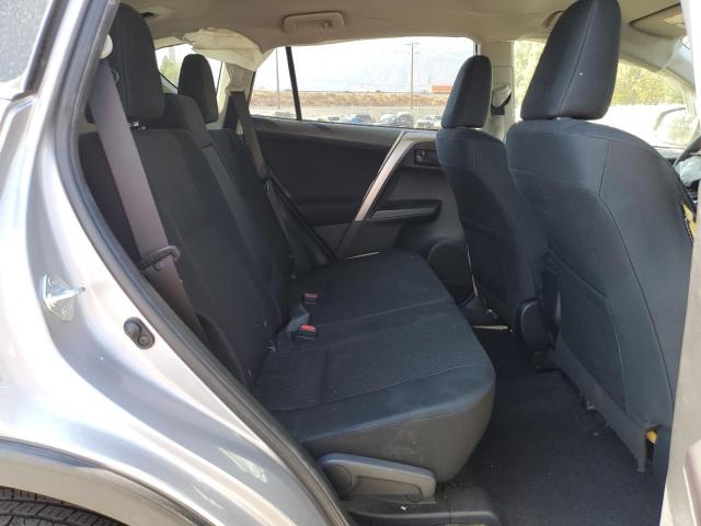 Photo 11 from auction – 2018 TOYOTA RAV4 LE with VIN JTMZFREV7JD129023
