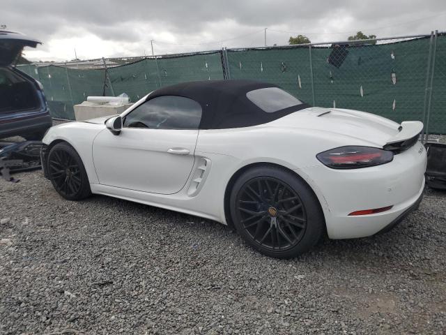 Photo 2 from auction – 2017 PORSCHE BOXSTER with VIN WP0CA2A81HS222038