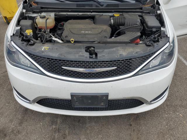 Photo 12 from auction – 2018 CHRYSLER PACIFICA T with VIN 2C4RC1BG8JR142473