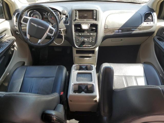 Photo 8 from auction – 2016 CHRYSLER TOWN & COU with VIN 2C4RC1BG4GR280164