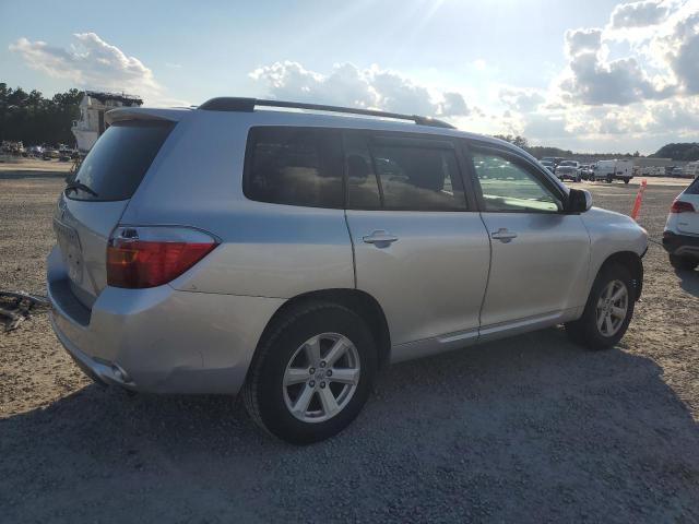 Photo 3 from auction – 2010 TOYOTA HIGHLANDER with VIN 5TDKK3EH8AS020711