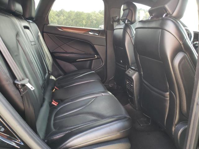 Photo 11 from auction – 2017 LINCOLN MKC RESERV with VIN 5LMCJ3C90HUL13701