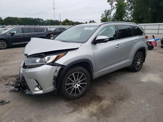 TOYOTA HIGHLANDER 2017 with VIN 5TDJZRFH9HS455806 - Photo from auction