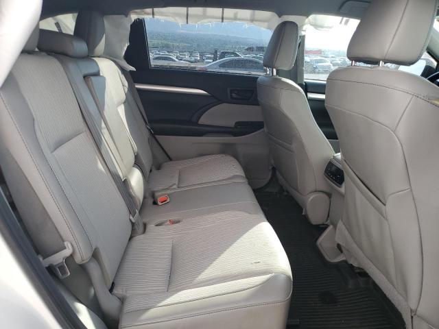 Photo 11 from auction – 2019 TOYOTA HIGHLANDER with VIN 5TDBZRFH4KS944593
