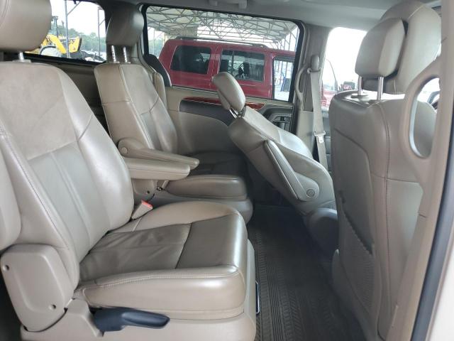 Photo 11 from auction – 2012 CHRYSLER TOWN & COU with VIN 2C4RC1GG6CR117499