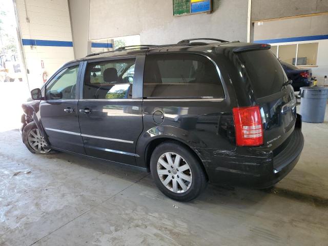Photo 2 from auction – 2010 CHRYSLER TOWN & COU with VIN 2A4RR8DX9AR494380