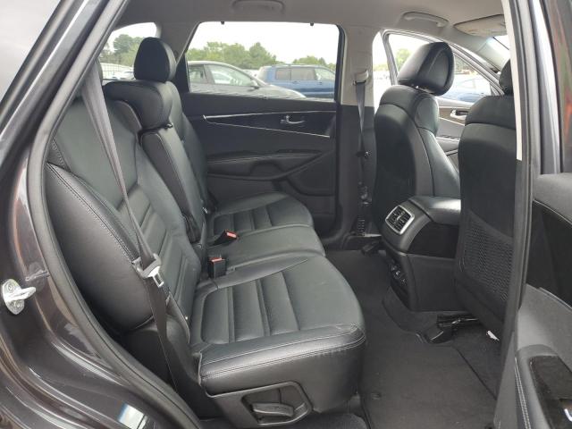 Photo 11 from auction – 2016 KIA SORENTO EX with VIN 5XYPHDA53GG112319