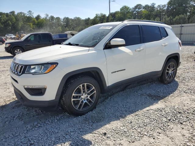 JEEP COMPASS LA 2019 with VIN 3C4NJCBBXKT692695 - Photo from auction