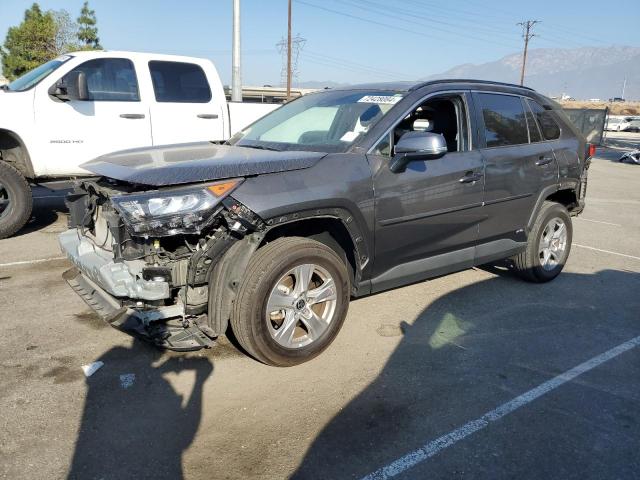 Photo 1 from auction – 2022 TOYOTA RAV4 LE with VIN 4T3MWRFV6NU054400