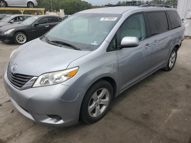 Photo 1 from auction – 2013 TOYOTA SIENNA LE with VIN 5TDKK3DC2DS299308