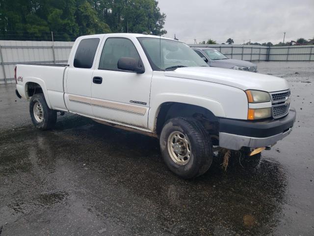 Photo 4 from auction – 2005 CHEVROLET SILVERADO with VIN 1GCHK29U25E144366