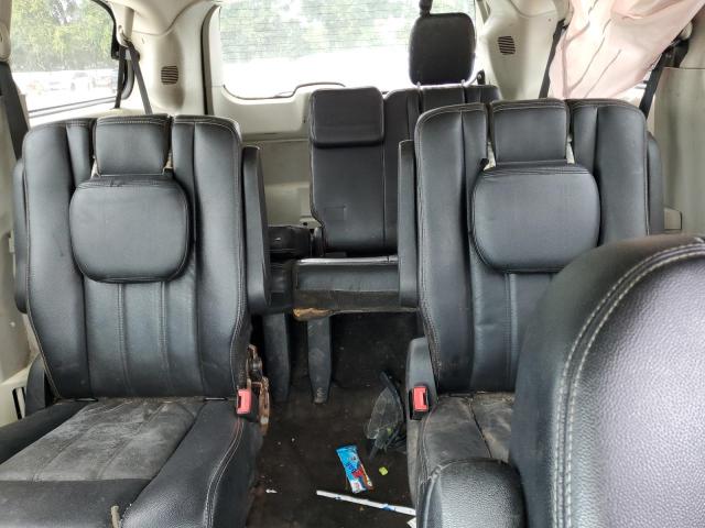 Photo 10 from auction – 2015 CHRYSLER TOWN & COU with VIN 2C4RC1BG2FR706285