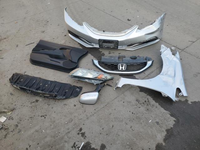 Photo 12 from auction – 2014 HONDA CIVIC LX with VIN 19XFB2F58EE260387