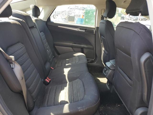 Photo 10 from auction – 2016 FORD FUSION SE with VIN 3FA6P0HD8GR333589