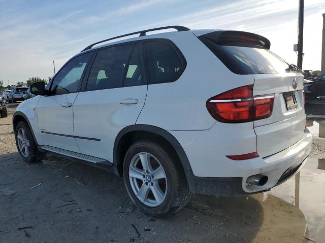 Photo 2 from auction – 2012 BMW X5 XDRIVE3 with VIN 5UXZW0C53CL671130
