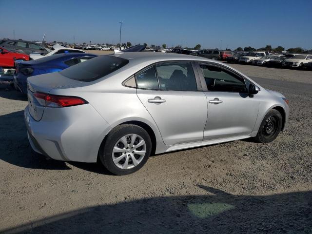 Photo 3 from auction – 2021 TOYOTA COROLLA LE with VIN 5YFEPMAE5MP227635