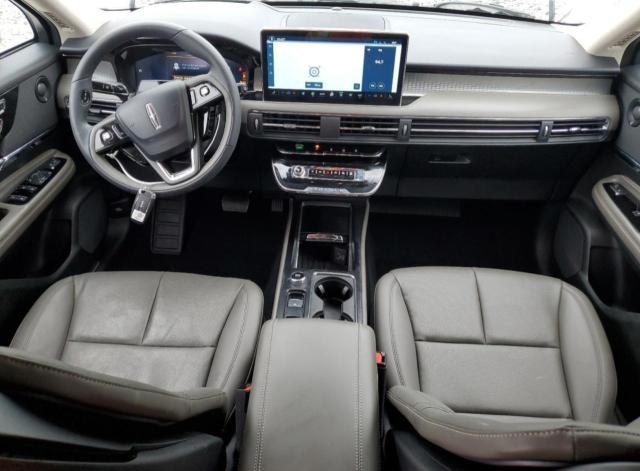 Photo 8 from auction – 2023 LINCOLN CORSAIR with VIN 5LMCJ1DA1PUL23536