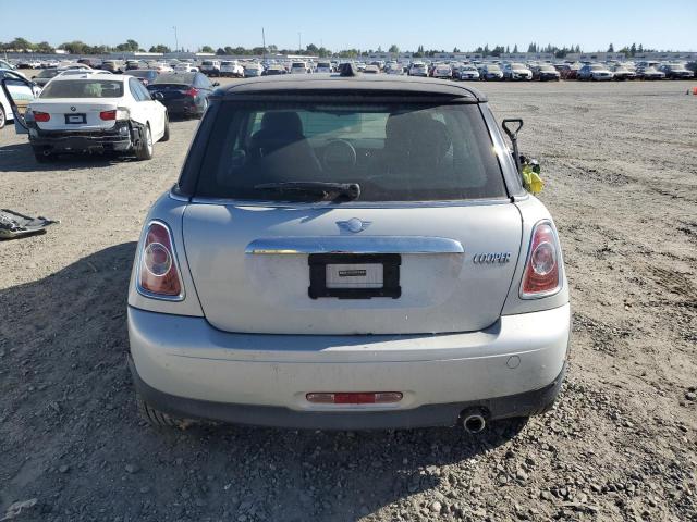 Photo 6 from auction – 2011 MINI COOPER with VIN WMWSU3C55BT097569