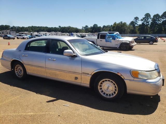 Photo 4 from auction – 1998 LINCOLN TOWN CAR E with VIN 1LNFM81W4WY703347