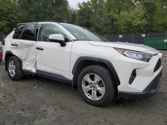 Photo 4 from auction – 2020 TOYOTA RAV4 XLE with VIN JTMP1RFV5LD061750