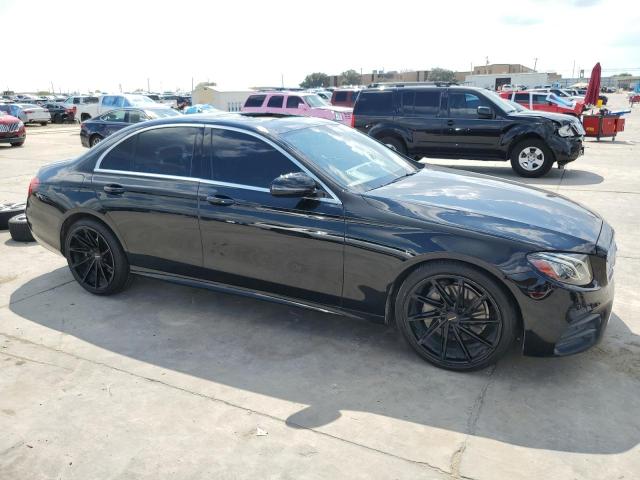 Photo 4 from auction – 2017 MERCEDES-BENZ E 300 with VIN WDDZF4JB3HA235419
