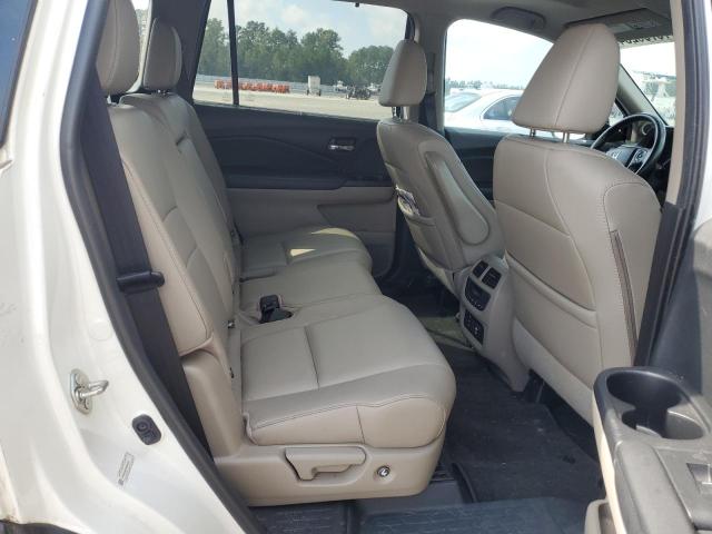 Photo 11 from auction – 2016 HONDA PILOT TOUR with VIN 5FNYF6H92GB056315