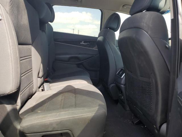 Photo 11 from auction – 2016 KIA SORENTO LX with VIN 5XYPG4A55GG152744