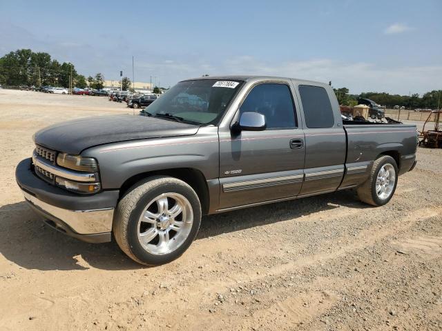 CHEVROLET SILVERADO 2000 with VIN 1GCEC19T7YZ136973 - Photo from auction