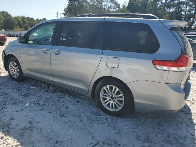 Photo 2 from auction – 2014 TOYOTA SIENNA XLE with VIN 5TDYK3DC7ES456987