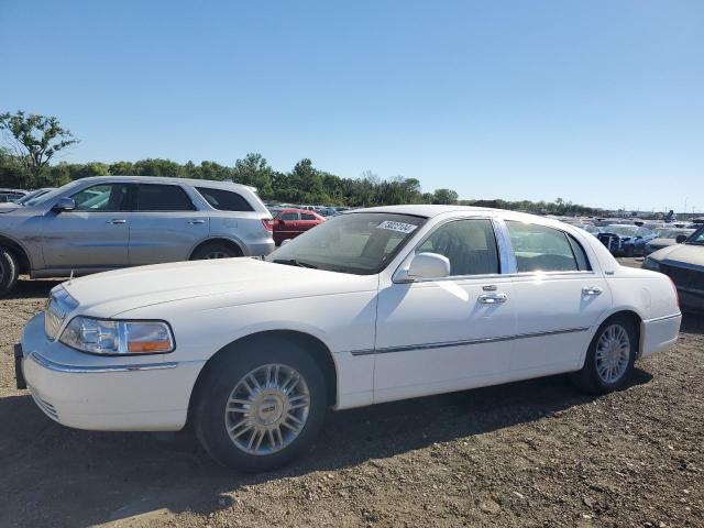 LINCOLN TOWN CAR S 2010 with VIN 2LNBL8CV8AX623113 - Photo from auction
