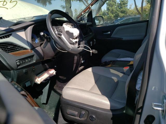 Photo 7 from auction – 2017 TOYOTA SIENNA XLE with VIN 5TDDZ3DCXHS179637