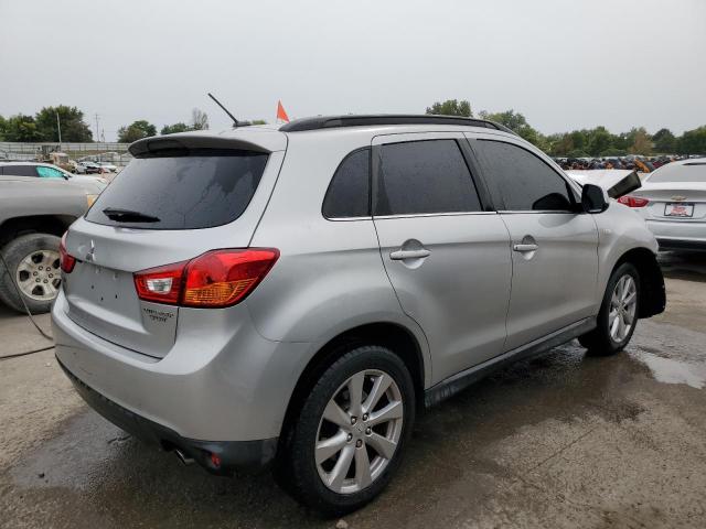 Photo 3 from auction – 2013 MITSUBISHI OUTLANDER with VIN 4A4AP4AU5DE002109