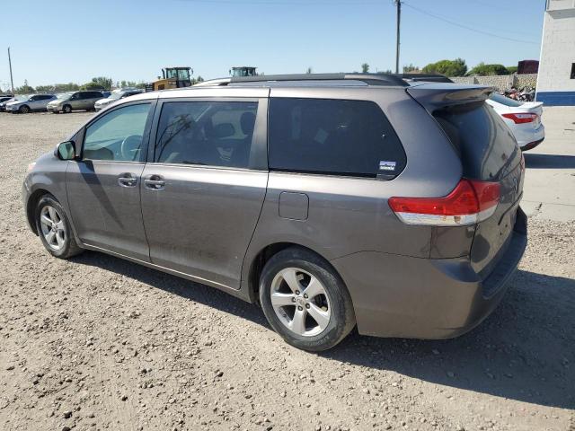 Photo 2 from auction – 2011 TOYOTA SIENNA LE with VIN 5TDKK3DC6BS128168