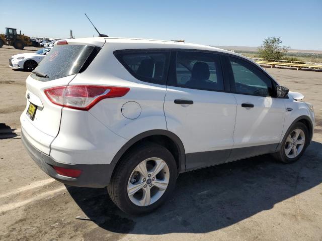 Photo 3 from auction – 2016 FORD ESCAPE S with VIN 1FMCU0F77GUB23234