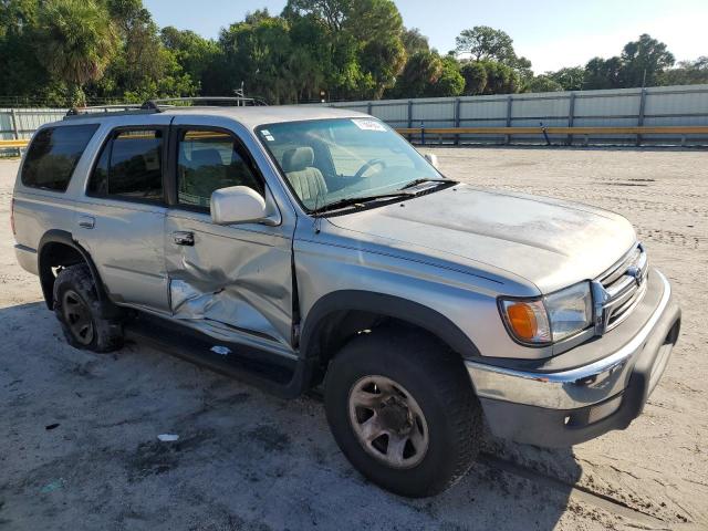 Photo 4 from auction – 2001 TOYOTA 4RUNNER SR with VIN JT3GN86R310197868