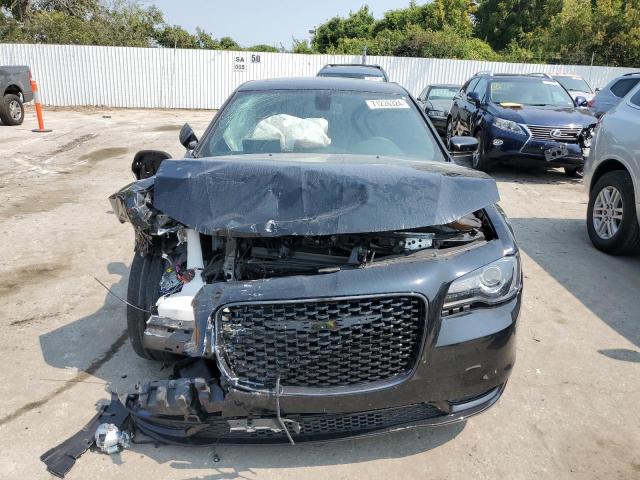 Photo 5 from auction – 2023 CHRYSLER 300 S with VIN 2C3CCABG9PH524570