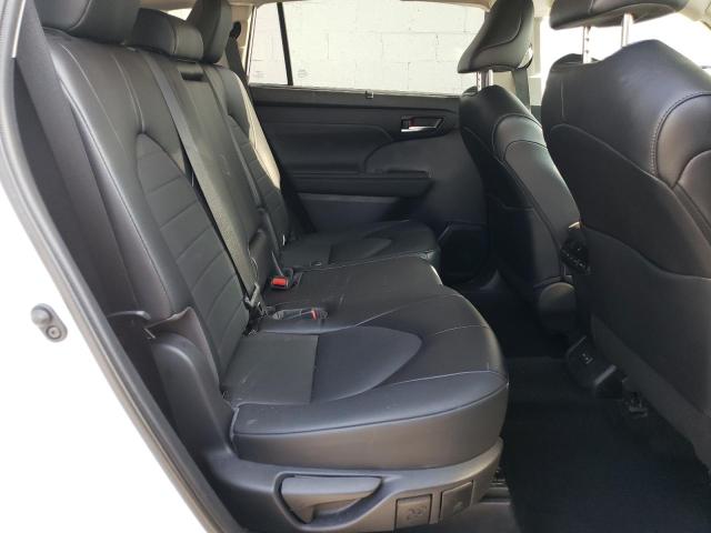 Photo 11 from auction – 2022 TOYOTA HIGHLANDER with VIN 5TDGZRBH1NS163062