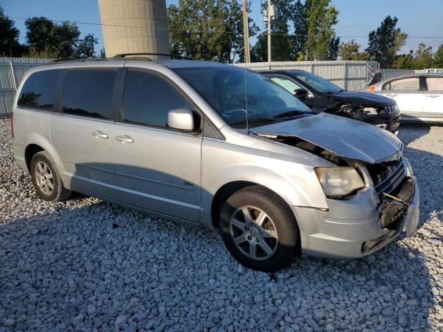 Photo 4 from auction – 2008 CHRYSLER TOWN & COU with VIN 2A8HR54P88R710948