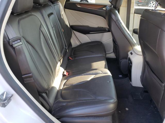 Photo 11 from auction – 2015 LINCOLN MKC with VIN 5LMTJ2AH5FUJ13933