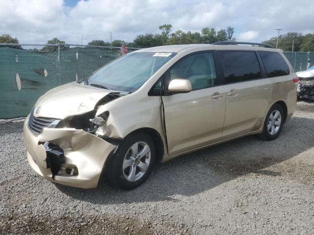 TOYOTA SIENNA LE 2014 with VIN 5TDKK3DC6ES412436 - Photo from auction