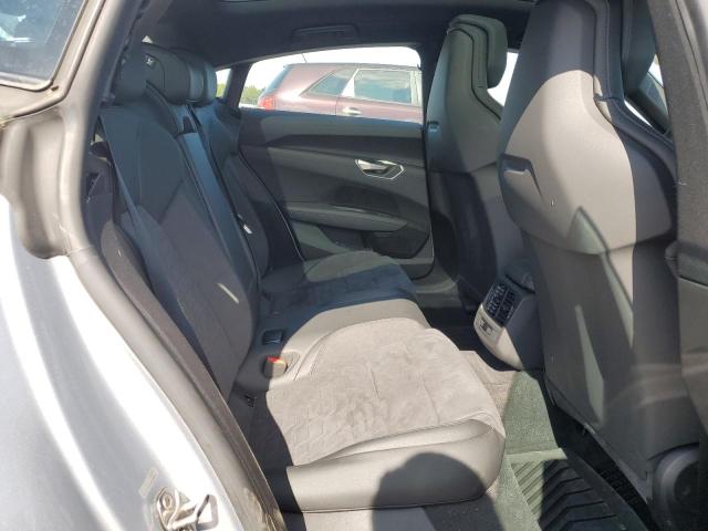 Photo 10 from auction – 2022 AUDI E-TRON GT with VIN WAUFJBFW8N7006591