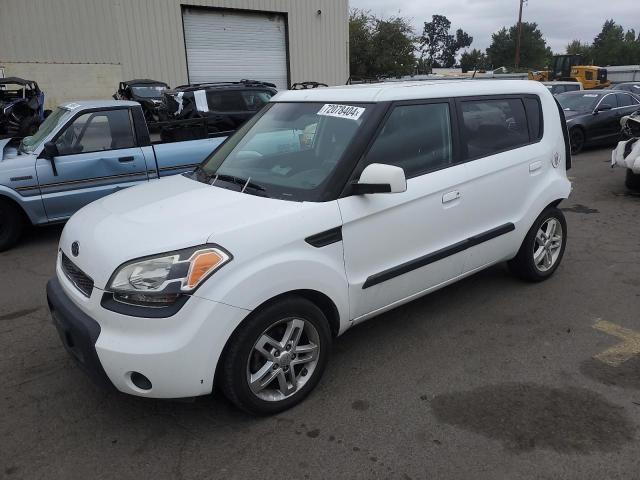 KIA SOUL + 2010 with VIN KNDJT2A21A7703543 - Photo from auction
