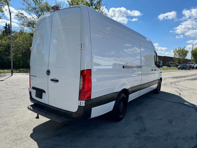 Photo 4 from auction – 2019 MERCEDES-BENZ SPRINTER 2 with VIN WD4PF1CD4KT002262