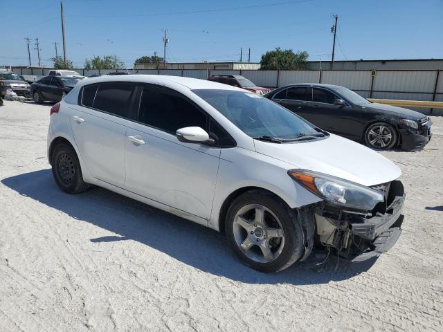 Photo 4 from auction – 2016 KIA FORTE LX with VIN KNAFK5A88G5572045
