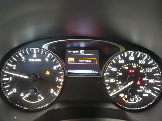 Photo 9 from auction – 2017 NISSAN PATHFINDER with VIN 5N1DR2MM5HC670634