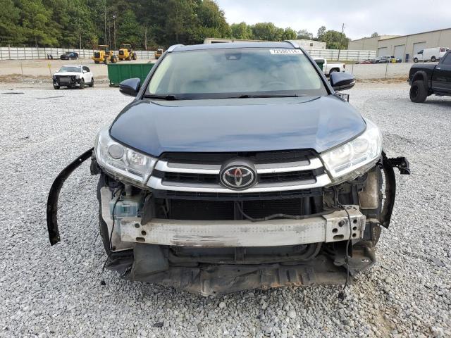 Photo 5 from auction – 2017 TOYOTA HIGHLANDER with VIN 5TDKZRFH0HS523012