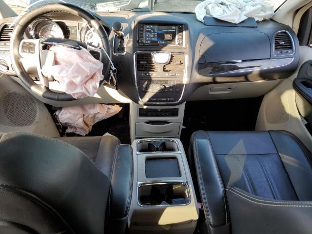 Photo 8 from auction – 2016 CHRYSLER TOWN & COU with VIN 2C4RC1CG9GR159063