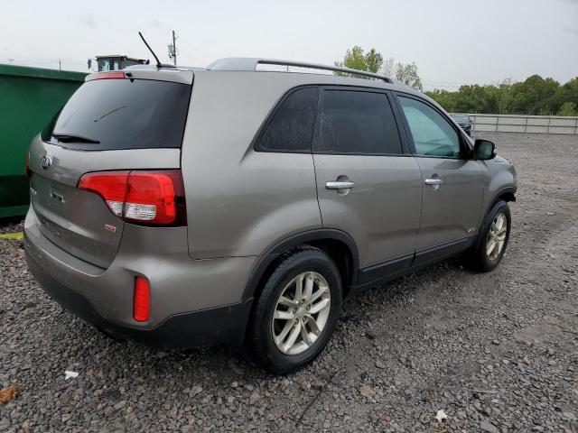 Photo 3 from auction – 2015 KIA SORENTO LX with VIN 5XYKTCA64FG652983