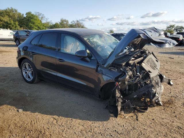 Photo 4 from auction – 2018 PORSCHE MACAN with VIN WP1AA2A51JLB01425